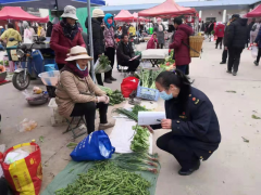 “掉色蔥”檢測結(jié)果，16批樣品中15批檢出農(nóng)藥殘留